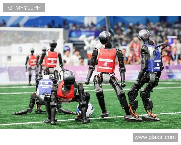 大菠萝足球明星的真实姓名揭秘及其职业生涯亮点分析