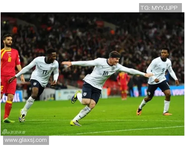 足球明星同场竞技激情四溢精彩瞬间尽在球场之上